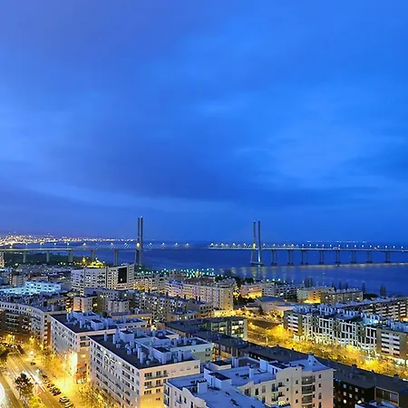 Panoramic In Travel, Parque Das Nacoes Lisbon Exterior photo